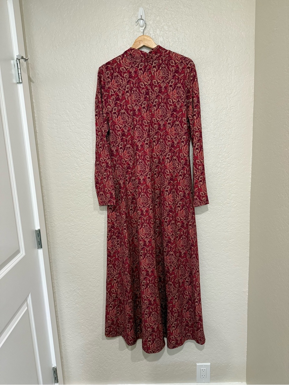 Soft Surroundings Lagia Maxi Dress in the "Spice Global Damask" Red Paisley XL - Picture 3 of 6